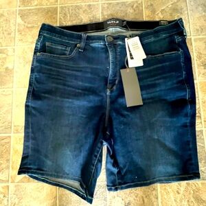 NWT 8in Torrid shorts